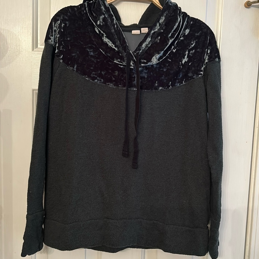 Melrose and Market‎ Green Velvet Yoke Hoodie Size M